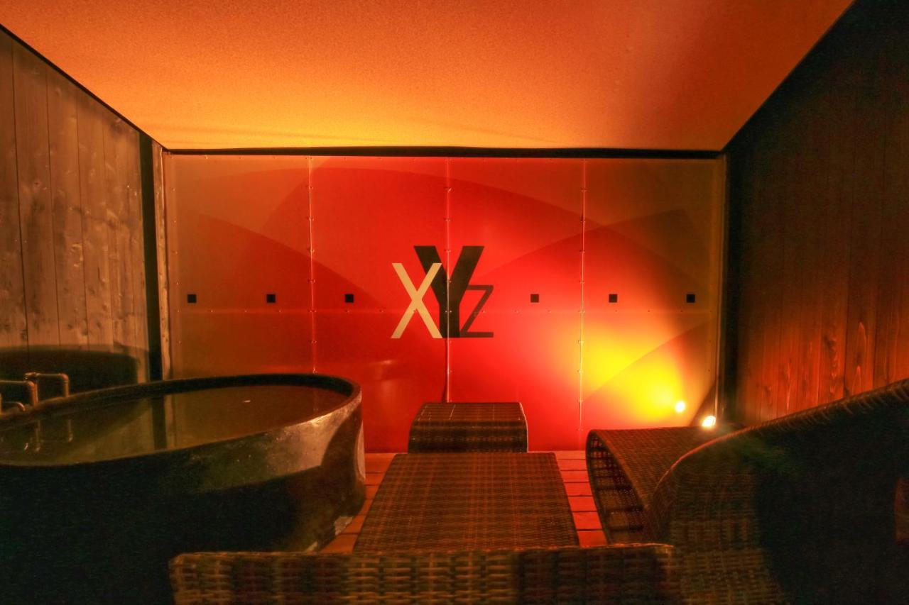 Xyz Private Spa And Seaside Resort Ширахама Екстериор снимка